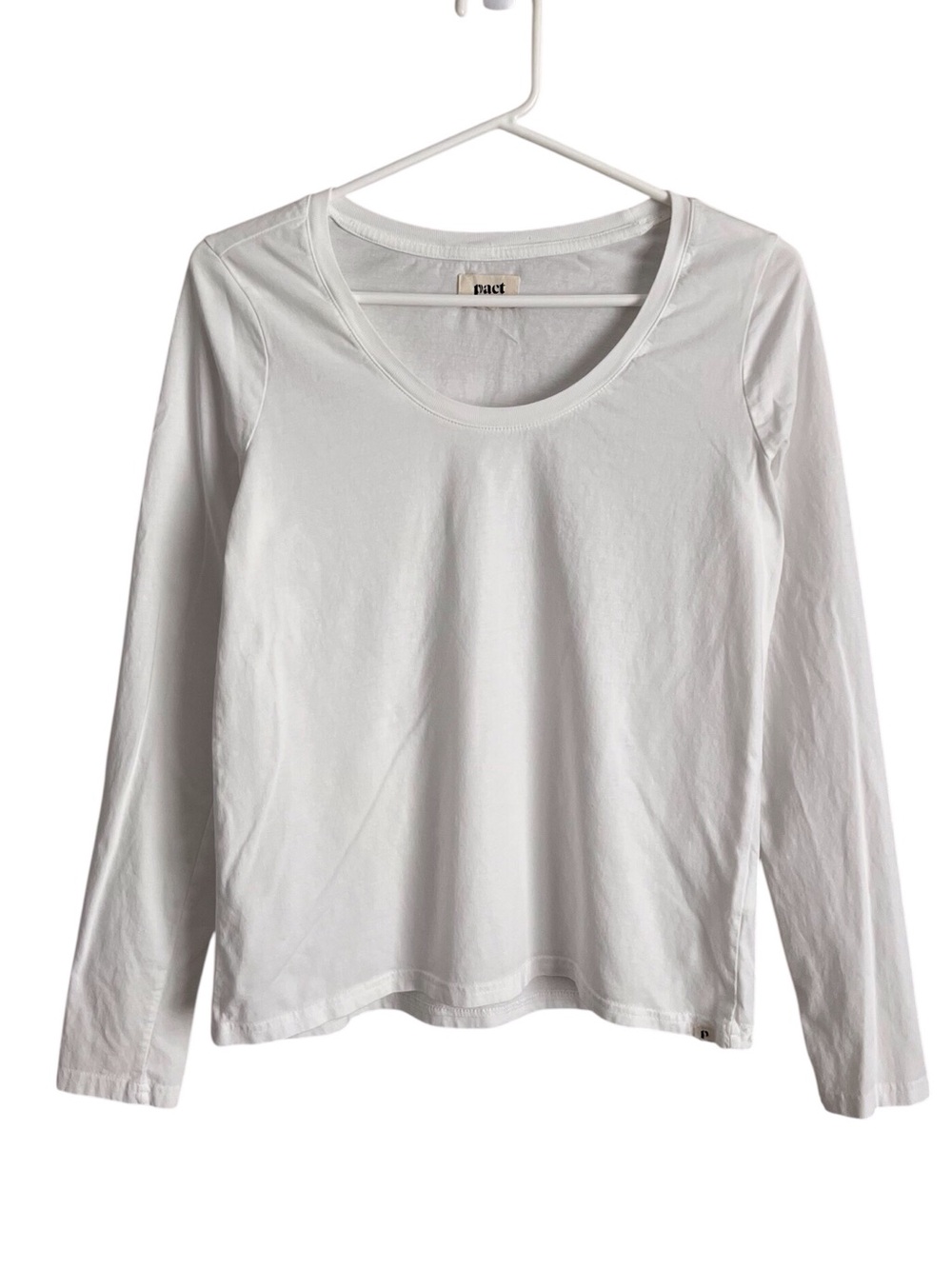Pact Women’s White Long Sleeve Shirt Round Neck Organic Cotton Small